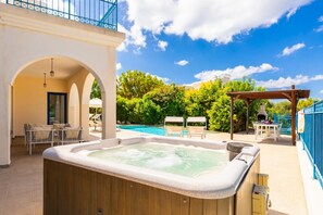 Villa | 3 bedrooms - Villa Poseidonas in Peyia (Pegeia)