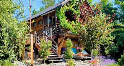 479 Tiny Home, Domeniul von Agodt with beautiful mountain view