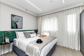 Laptop workspace, free WiFi, bed sheets - Charlie Atmosfera Santo Amaro (São Paulo)