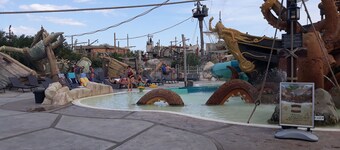 Recent mobile home. 3 bdrms.  Vacation village (Les Sables d'Or at Cap d'Agde)