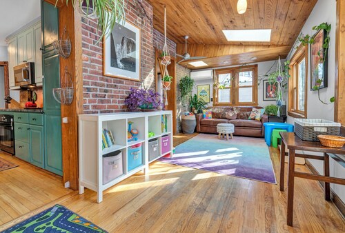 Bryn Mawr Timeless Oasis