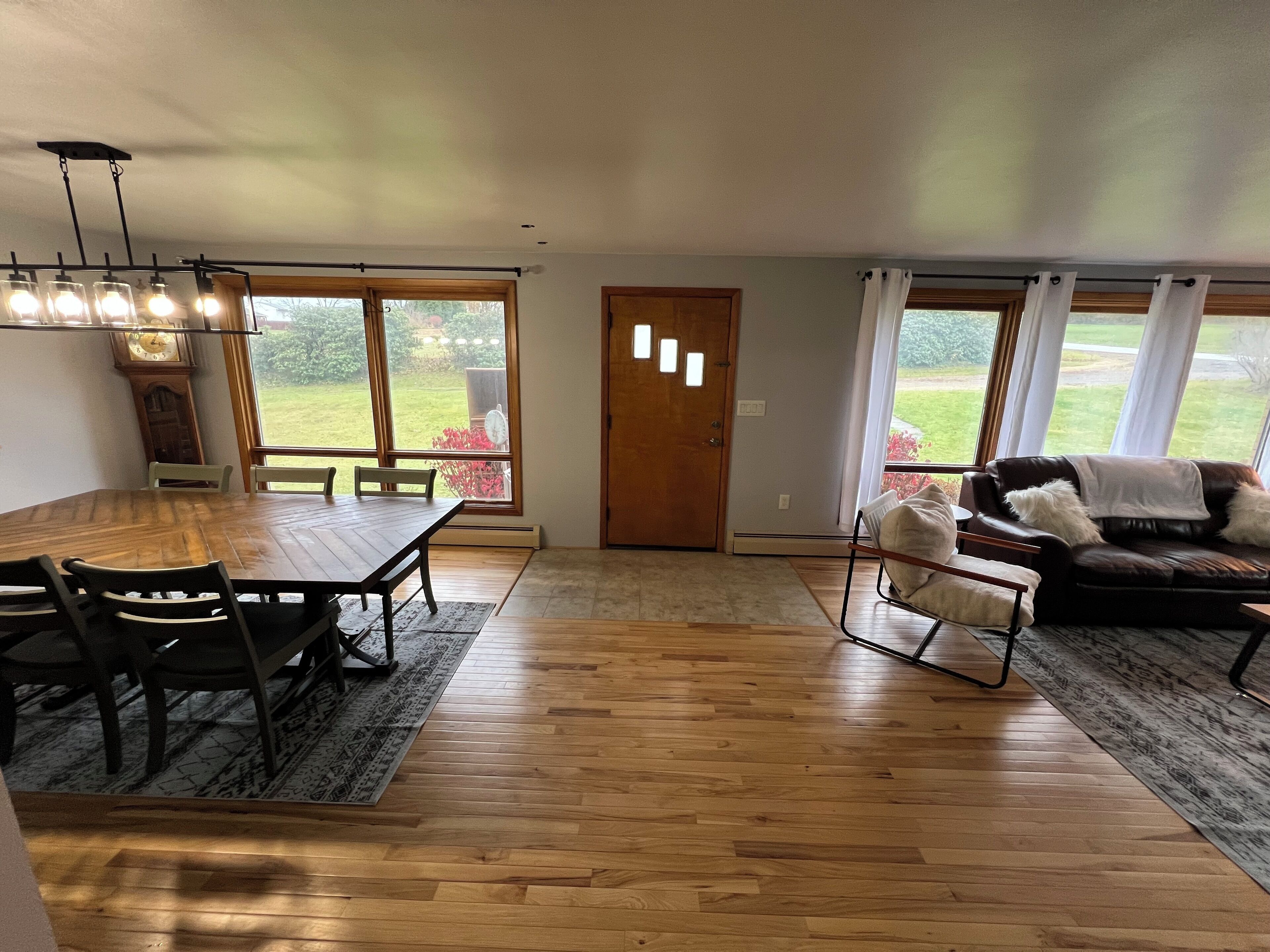 Soothing 2-bedroom House With Wifi In Butler - Butler, PA