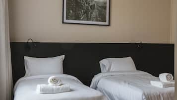 1 habitación, escritorio, wifi y ropa de cama