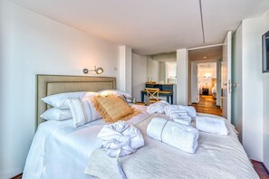 3 chambres, bureau, fer et planche à repasser, Wi-Fi