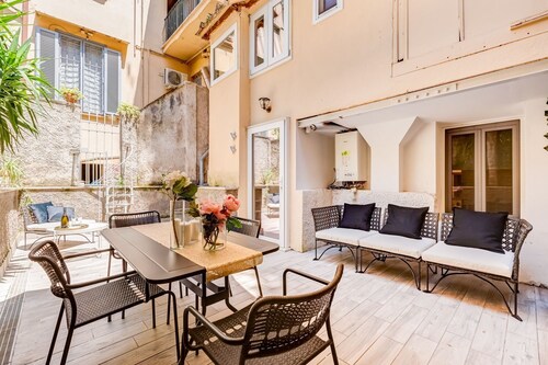 Roe Residence - Deux Chambres Villa, Couchages 6