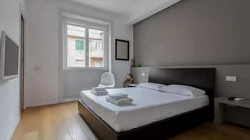 Iron/ironing board, internet, bed sheets
