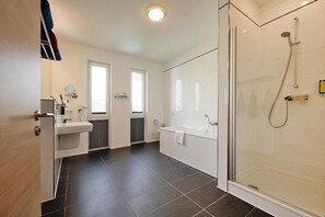 Dusche, Haartrockner