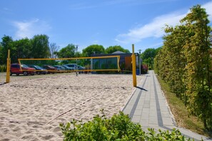 Sports court - Holiday Home in Rogowo near Baltic Sea Beach (Rogowo)