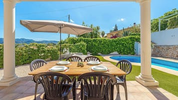 Villa (3 Bedrooms) | Bahagian luar