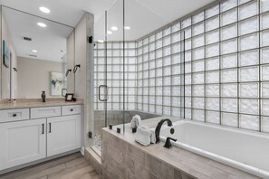Douche, serviettes fournies