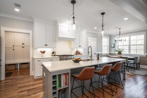 Fridge, microwave, oven, stovetop - Master's Week Stunning New Home: Entertain & Unwind in Style (Evans)