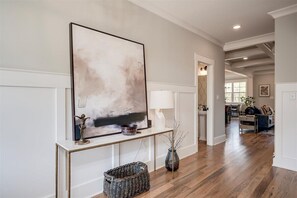 Interior - Master's Week Stunning New Home: Entertain & Unwind in Style (Evans)