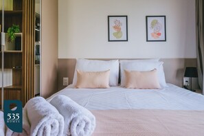 1 bedroom, iron/ironing board, Internet, bed sheets