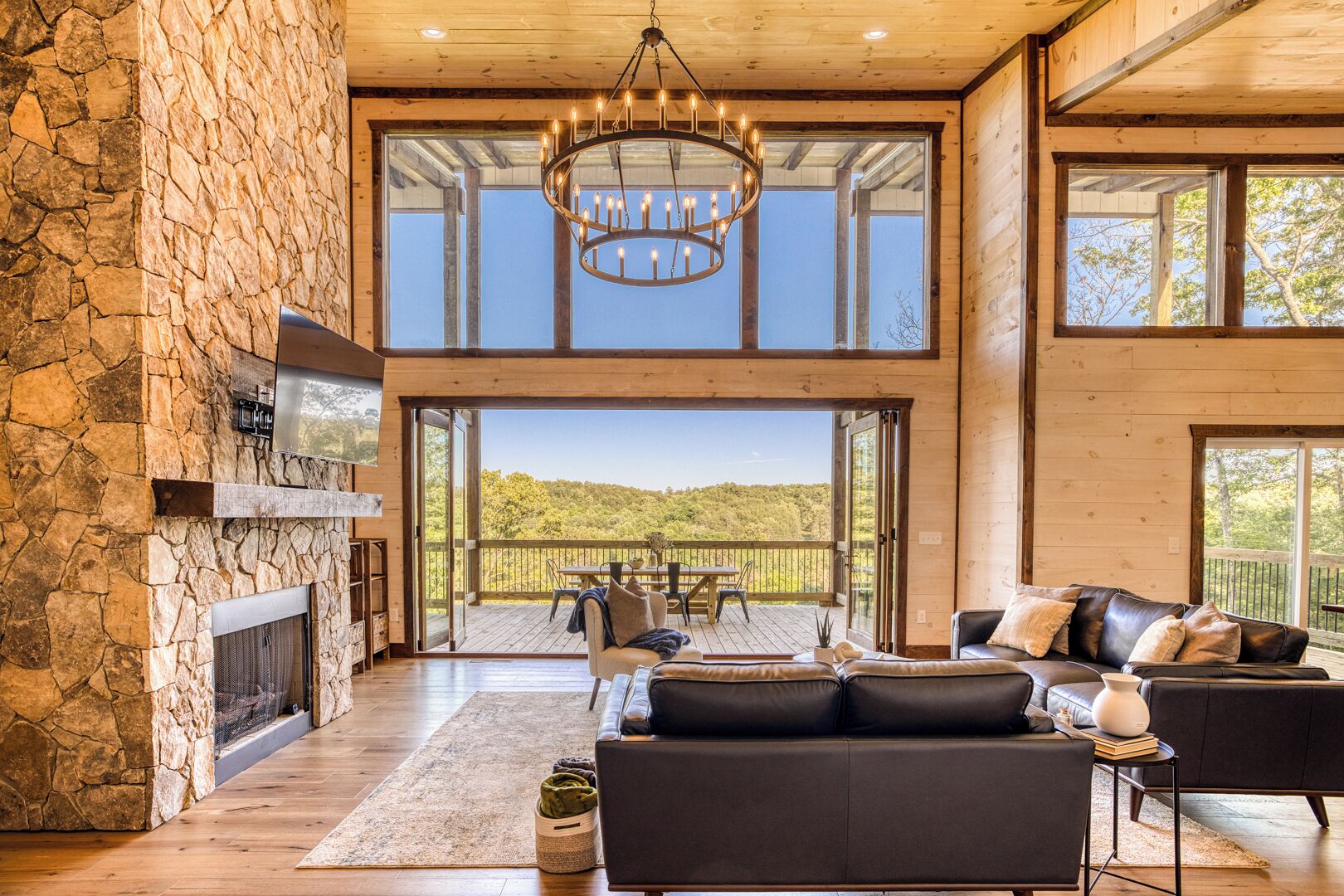 Smart TV, fireplace, video games