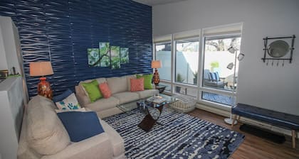 Allergy Friendly Cobalt Bungalow Close to Hospital