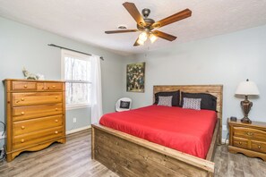 3 chambres, bureau, fer et planche à repasser, Wi-Fi