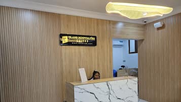 Check-in/check-out kiosk