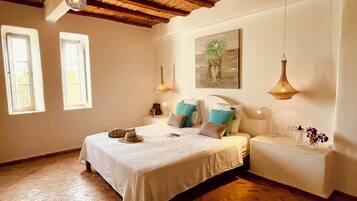 7 dormitorios, tabla de planchar con plancha, wifi y ropa de cama