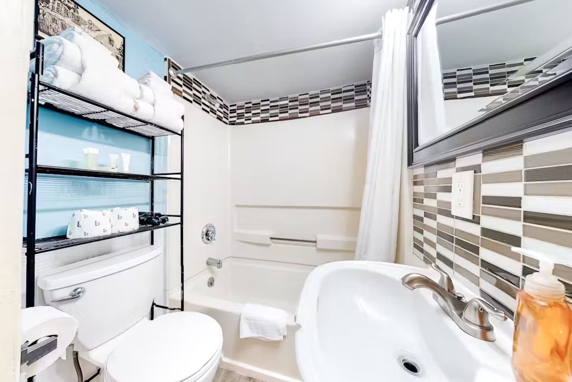 淋浴设施、毛巾