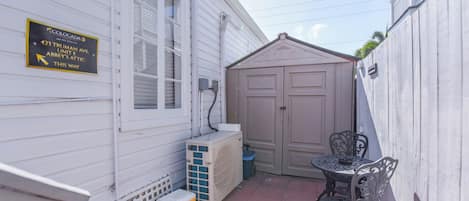 屋外ダイニングエリア