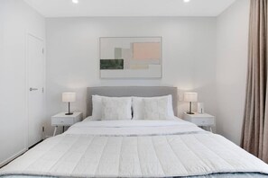 Unclassified image, 5 of 20, button - Augustus Hideaway Studio Apt with Air-Con (Auckland Central Suburbs)