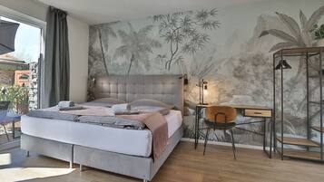 1 makuuhuone, työpöytä, silitysrauta/-lauta, vauvan matkasänky