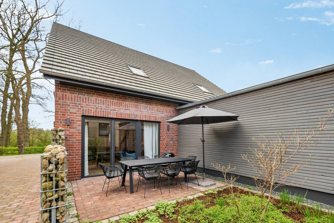 屋外ダイニングエリア