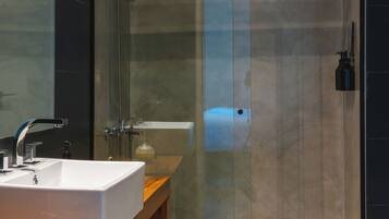 Shower, bidet, towels, soap