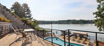 Peaceful Waterfront, Indoor/Outdoor Pools, Beach