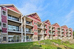 Exterior - Beachfront Dream Escape Waterfront at Delton Grand (Wisconsin Dells)