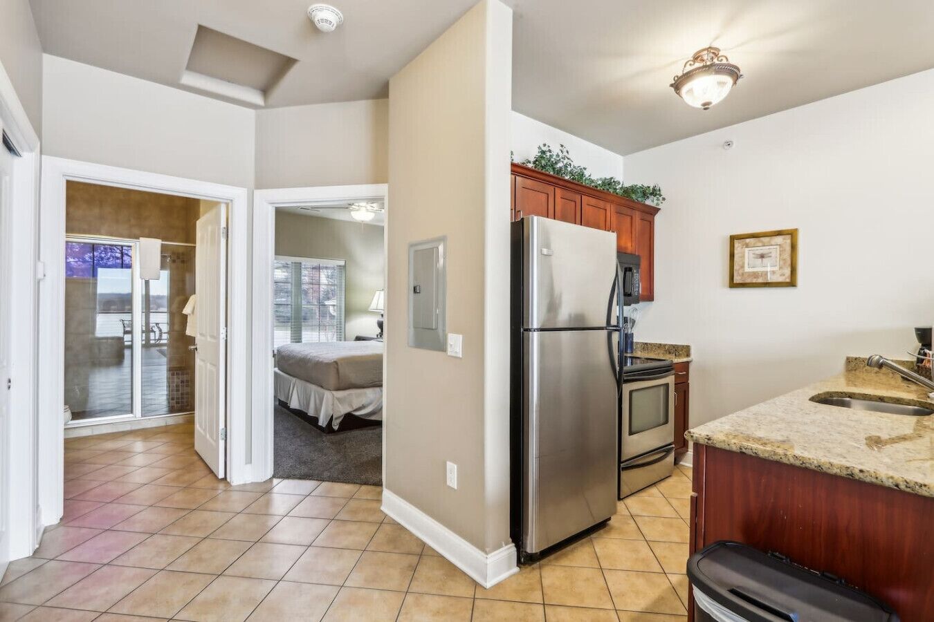 1 bedroom, iron/ironing board, WiFi (free), bed sheets