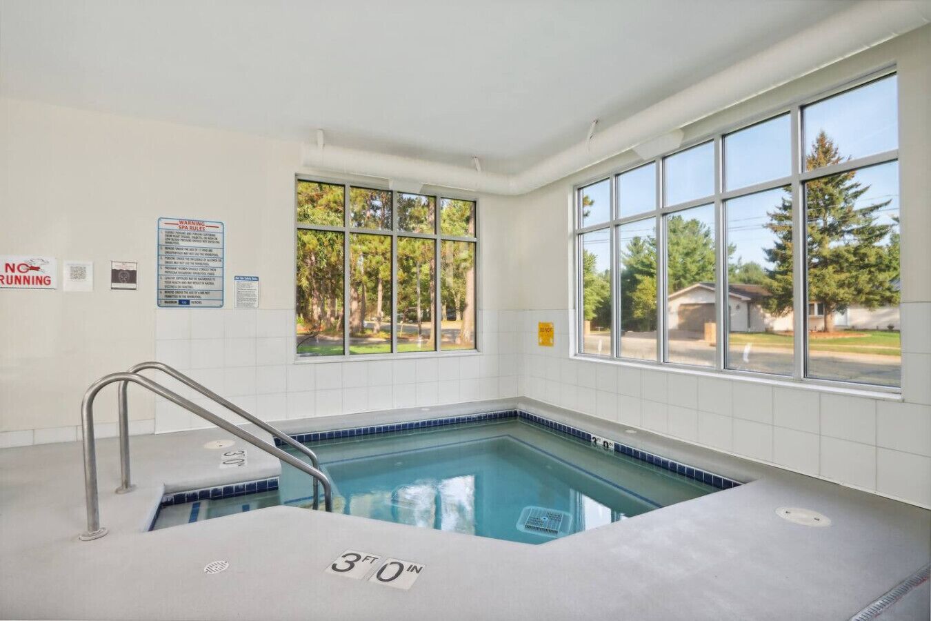 Piscine intérieure, piscine chauffée
