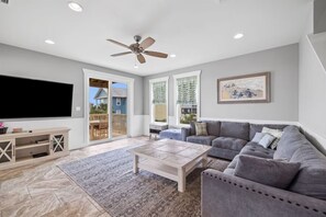 DVD-spiller og stereoanlegg