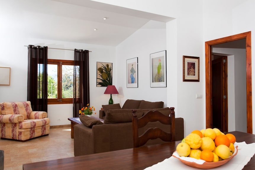 Tirana. Welcoming Villa Midway To Pollensa, Puerto Pollensa And Cala San Vicente - Pollença
