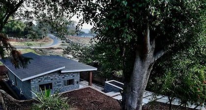 Lovely bungalow with WiFi in Blantyre