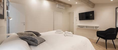 2 chambres, fer et planche à repasser, Wi-Fi gratuit