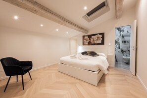 Deluxe Apartment, City View | 2 bedrooms, iron/ironing board, free WiFi - Maison San Gallo by MMega (Florence)