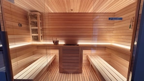 Sauna, steam room