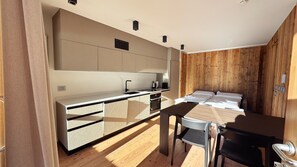 Deluxe Apartment, 1 Bedroom | Living area