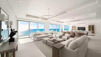Luxury Condo, Ocean View | Living area