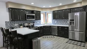 Fridge, microwave, oven, dishwasher