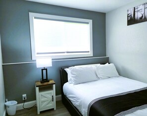 4 habitaciones, caja de seguridad en la habitación y escritorio