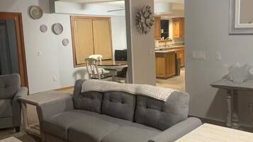 Smart TV, video games