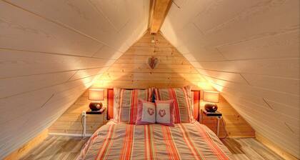 2-person chalet