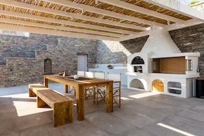 Outdoor dining - Near Parikia |4BR Villa w/ Pool & View | Mirabilia (Paros)