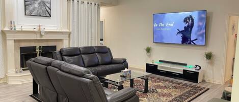 Smart-TV, Kamin, Videospiele