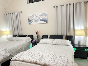 3 bedrooms, iron/ironing board, WiFi