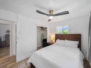 3 室のベッドルーム、アイロン / アイロン台、WiFi、ベッドシーツ