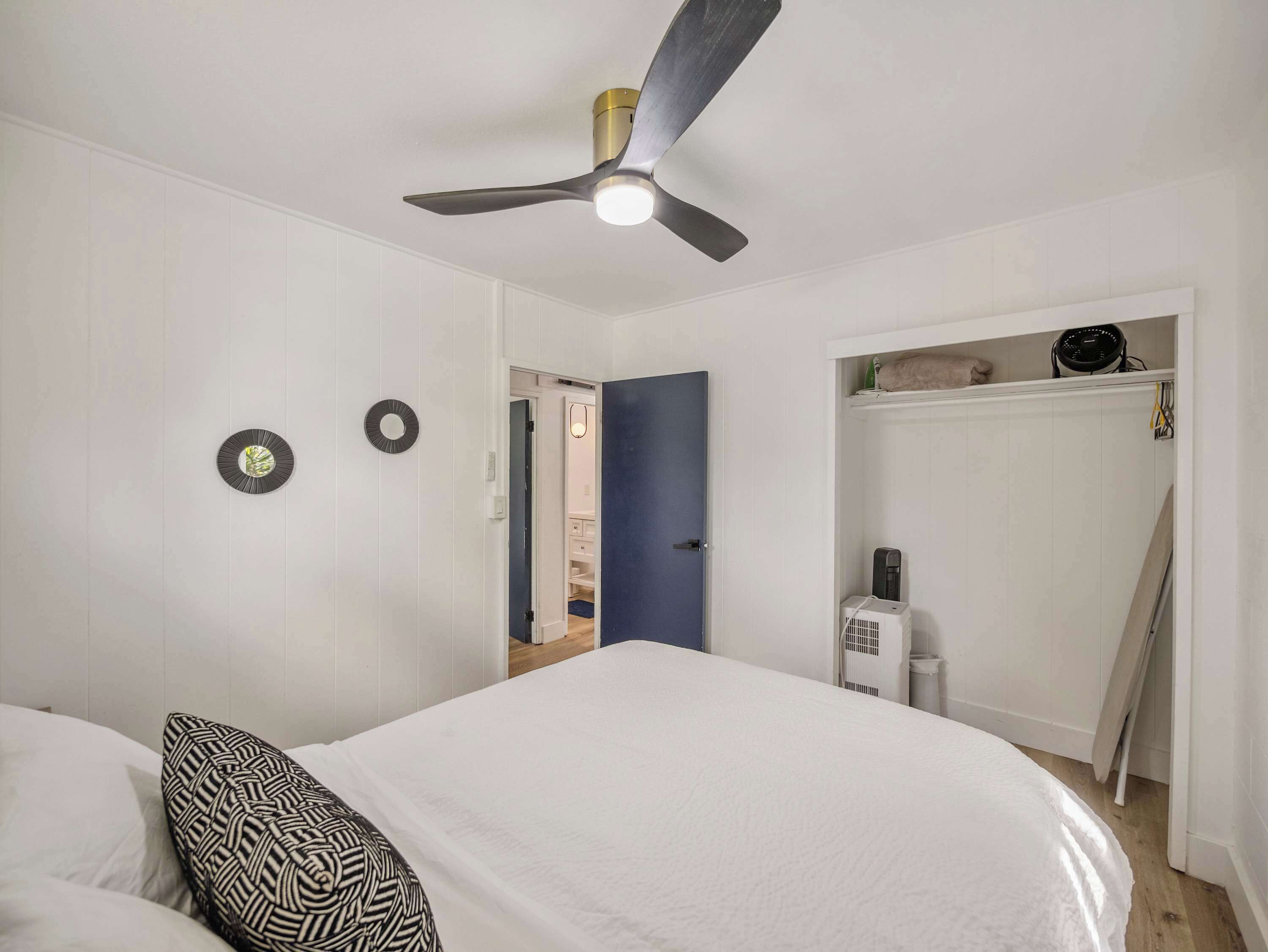 3 bedrooms, iron/ironing board, WiFi