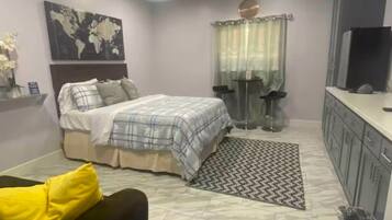 2 bedrooms, WiFi, bed sheets